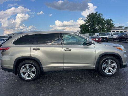 Used 2014 Toyota Highlander Limited AWD/4WD image 8