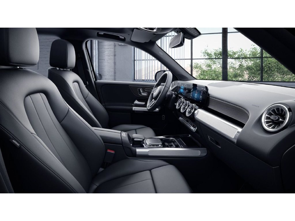 Certified 2023 Mercedes-Benz GLB 250 4MATIC image 4