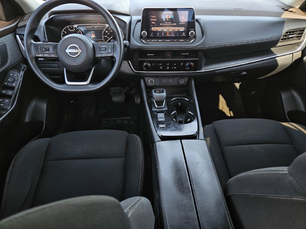 Used 2023 Nissan Rogue S FWD image 13