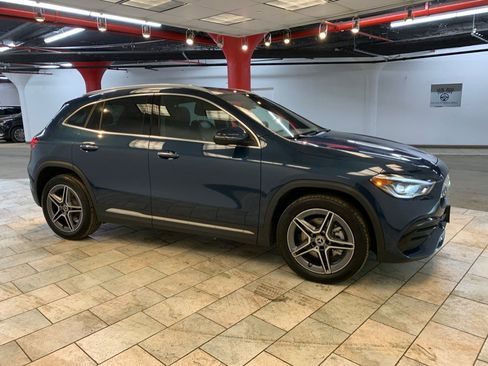 Used 2023 Mercedes-Benz GLA 250 4MATIC w/ AMG Line Exterior image 9