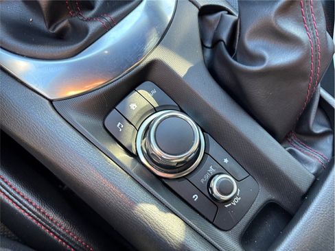 Used 2017 MAZDA MX-5 Miata RF Club image 29