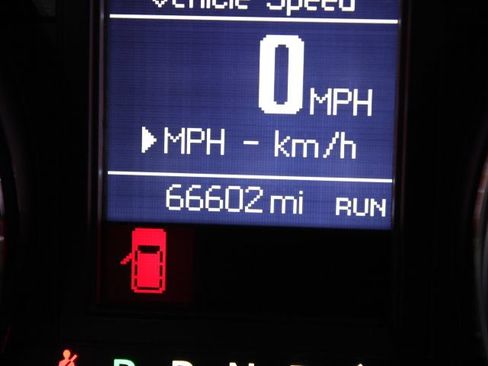 Used 2016 Dodge Grand Caravan R/T FWD image 5