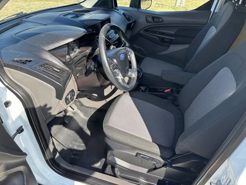 Used 2019 Ford Transit Connect XL image 7