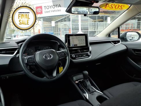 Used 2024 Toyota Corolla LE image 10