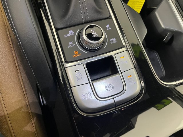 Used 2022 Kia Telluride SX w/ Towing Package AWD/4WD image 12