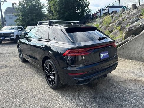 Used 2021 Audi Q8 Premium Plus w/ Premium Plus Package AWD/4WD image 4
