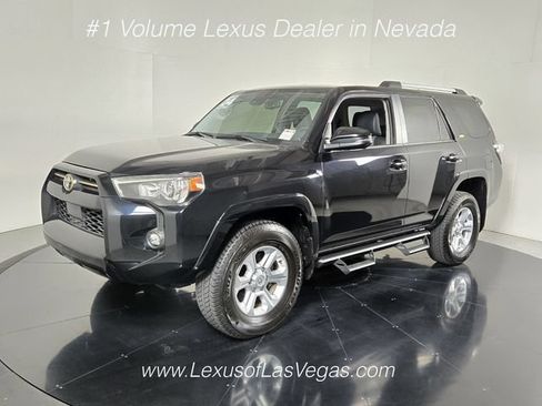 Used 2024 Toyota 4Runner SR5 Premium AWD/4WD image 2