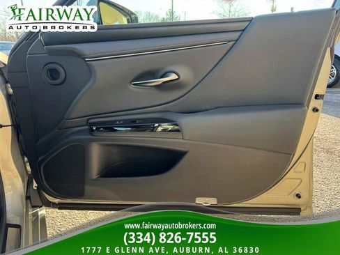 Used 2023 Lexus ES 350 w/ Premium Package image 30