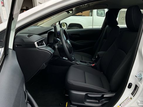 New 2026 Toyota Corolla LE image 9