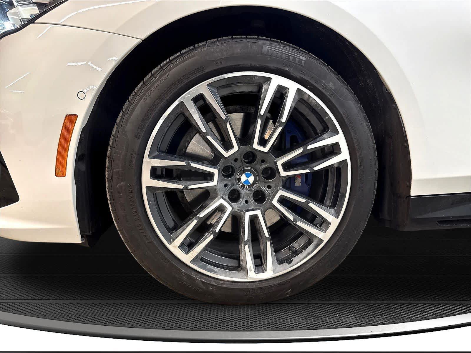 Used 2024 BMW 530i xDrive w/ M Sport Package AWD/4WD image 36