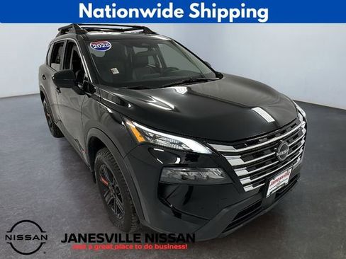 Certified 2025 Nissan Rogue SV AWD/4WD image 1