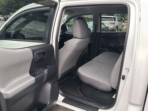 Used 2019 Toyota Tacoma SR w/ SR Convenience Package AWD/4WD image 27