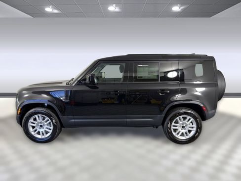 Used 2026 Land Rover Defender 110 S image 2