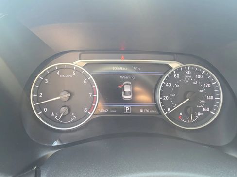 Used 2024 Nissan Sentra SV FWD image 18
