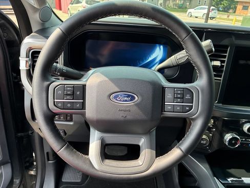 Used 2025 Ford F350 Lariat w/ Chrome Package AWD/4WD image 15