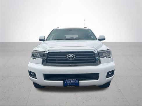 Used 2021 Toyota Sequoia SR5 w/ Premium Package AWD/4WD image 3