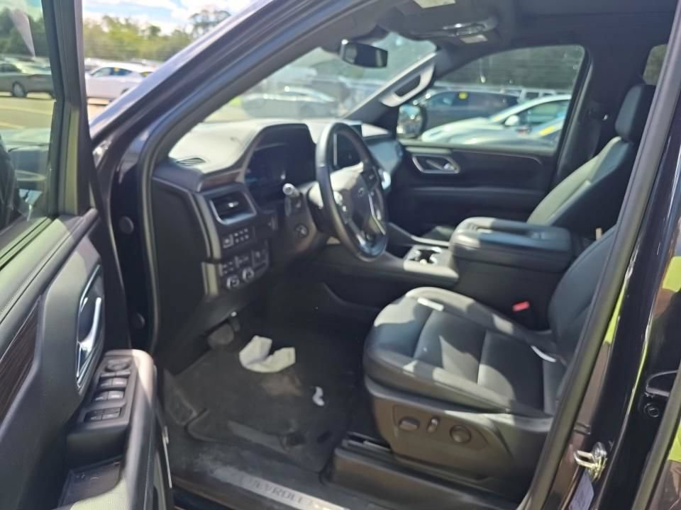 Used 2024 Chevrolet Tahoe Z71 w/ Z71 Off-Road Package AWD/4WD image 5
