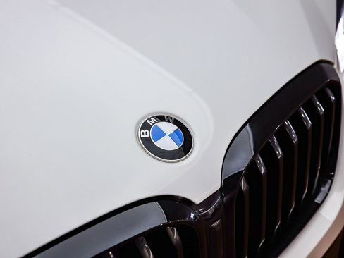 Certified 2023 BMW X3 xDrive30i w/ M Sport Package image 9