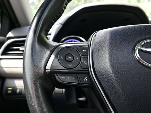 Used 2018 Toyota Camry SE w/ Moonroof Package FWD image 53