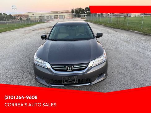 Used 2015 Honda Accord Touring image 1