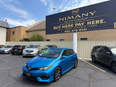 Used 2017 Toyota Corolla iM FWD image 3