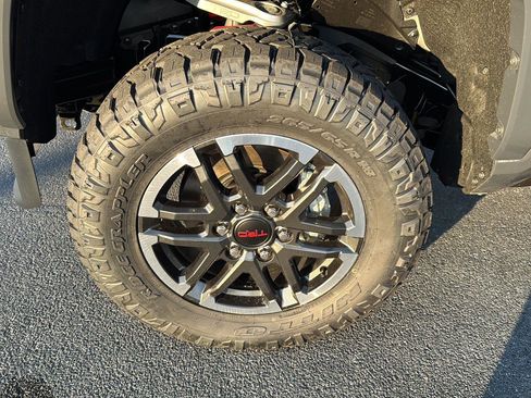 New 2025 Toyota Tacoma TRD Sport image 29