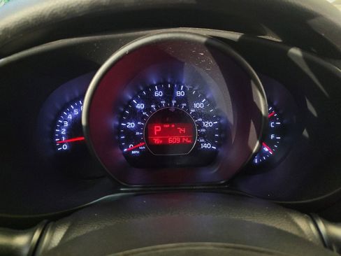 Used 2019 Kia Soul + FWD image 23