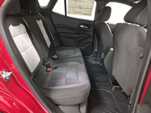 New 2026 Chevrolet Trax RS w/ Driver Confidence Package image 28