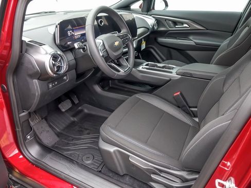 New 2026 Chevrolet Equinox EV LT image 12