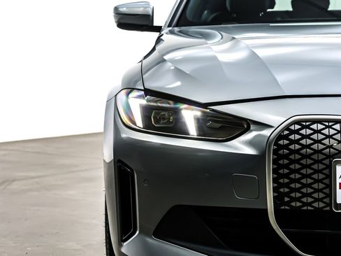 Used 2025 BMW i4 eDrive40 w/ Parking Assistance Package image 14