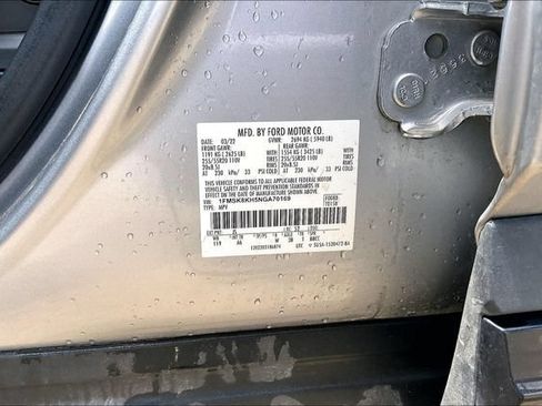 Used 2022 Ford Explorer ST-Line w/ Class IV Trailer Tow Package AWD/4WD image 18