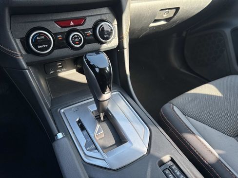 Used 2021 Subaru Crosstrek 2.0i Premium w/ Moonroof Package image 23