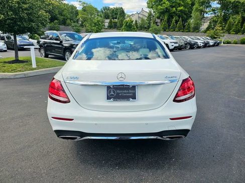 Certified 2017 Mercedes-Benz E 300 4MATIC image 9