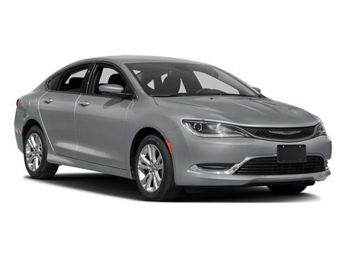 Used 2016 Chrysler 200 Limited w/ Convenience Group FWD image 9