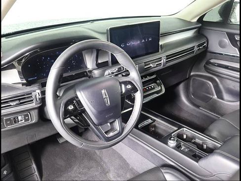 Used 2023 Lincoln Corsair FWD w/ Equipment Group 101A image 6