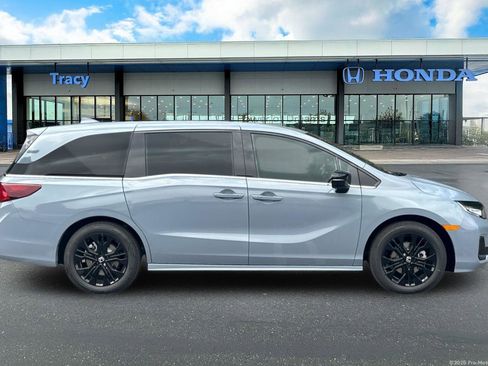 New 2026 Honda Odyssey Sport-L image 3