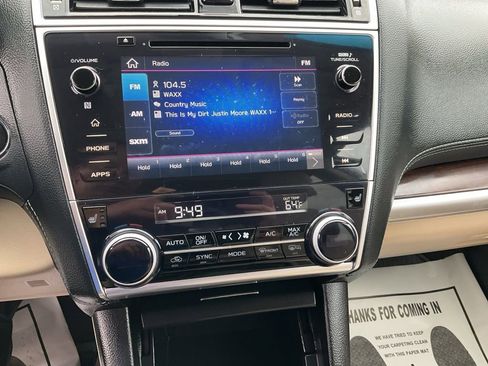 Used 2019 Subaru Outback 2.5i Limited w/ Popular Package #2 image 9