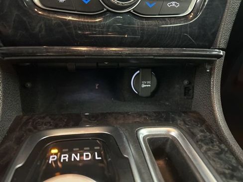 Used 2023 Chrysler 300 Touring L w/ Popular Equipment Group image 20