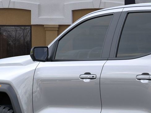 New 2026 GMC Canyon Elevation w/ Convenience Package image 13