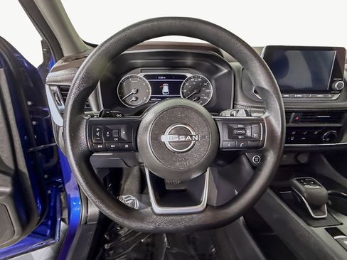 Used 2023 Nissan Rogue S image 13