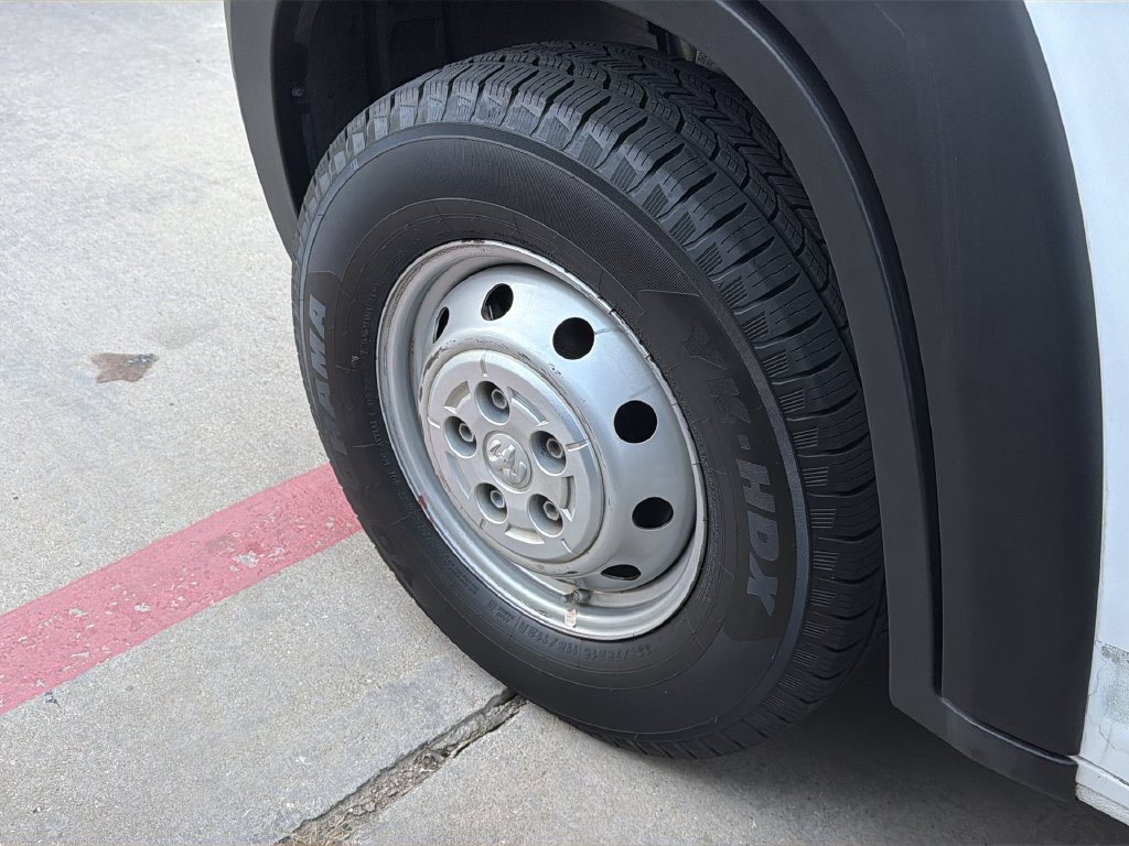 Used 2021 RAM ProMaster 2500 FWD image 3