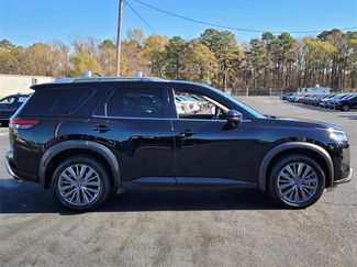 Certified 2024 Nissan Pathfinder SL w/ SL Premium Package video 2