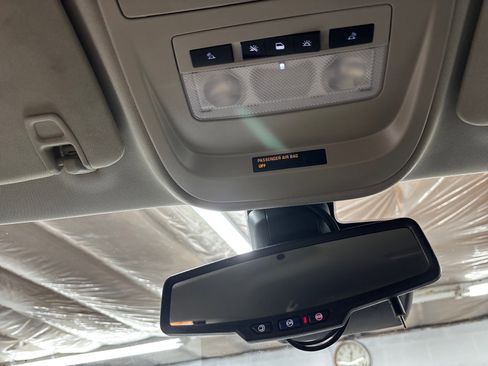 Used 2022 Chevrolet Colorado LT w/ Safety Package image 36