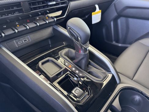 New 2026 Chevrolet Colorado LT w/ LT Convenience Package RWD image 22