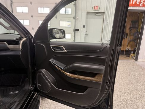 Used 2018 GMC Yukon Denali w/ Open Road Package image 31