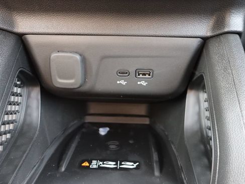 New 2026 Chevrolet TrailBlazer LT w/ Convenience Package FWD image 17