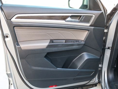 Used 2022 Volkswagen Atlas SE image 23