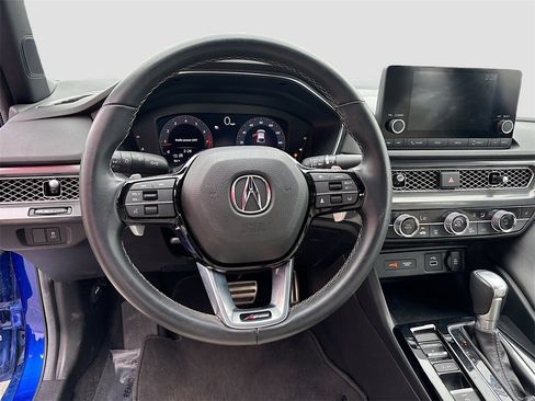 Used 2024 Acura Integra A-Spec image 11