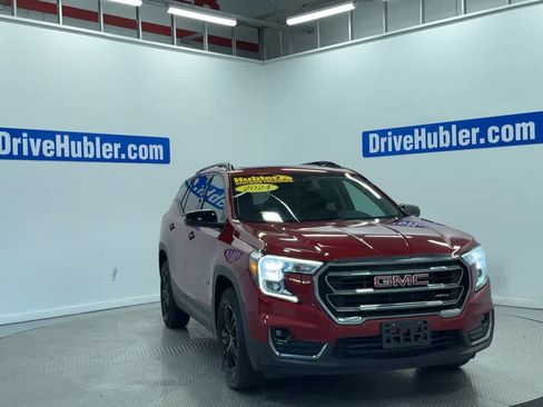 Used 2024 GMC Terrain AT4 AWD/4WD image 5