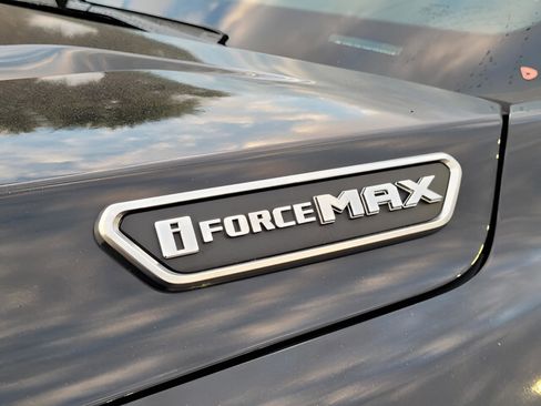 Used 2025 Toyota Tacoma Limited image 31